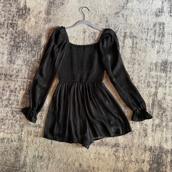 Abercrombie and Fitch Romper - Picture 2 of 5